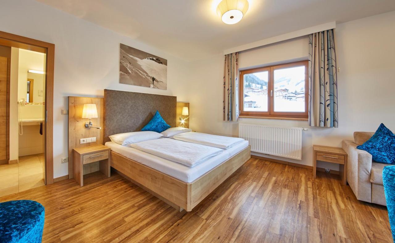 Johanneshof - Dein Mountain Wohlfuehlhotel Saalbach-Hinterglemm Exteriör bild