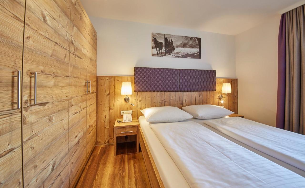 Johanneshof - Dein Mountain Wohlfuehlhotel Saalbach-Hinterglemm Exteriör bild