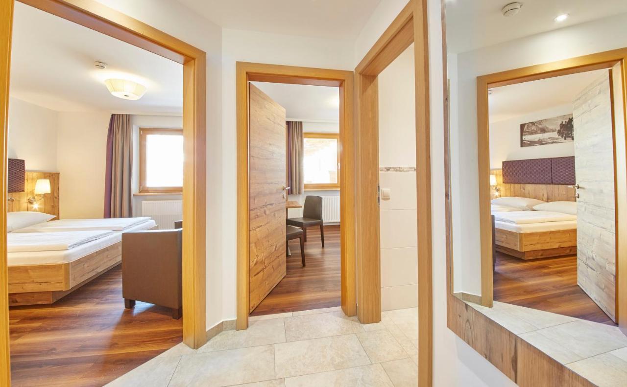 Johanneshof - Dein Mountain Wohlfuehlhotel Saalbach-Hinterglemm Exteriör bild