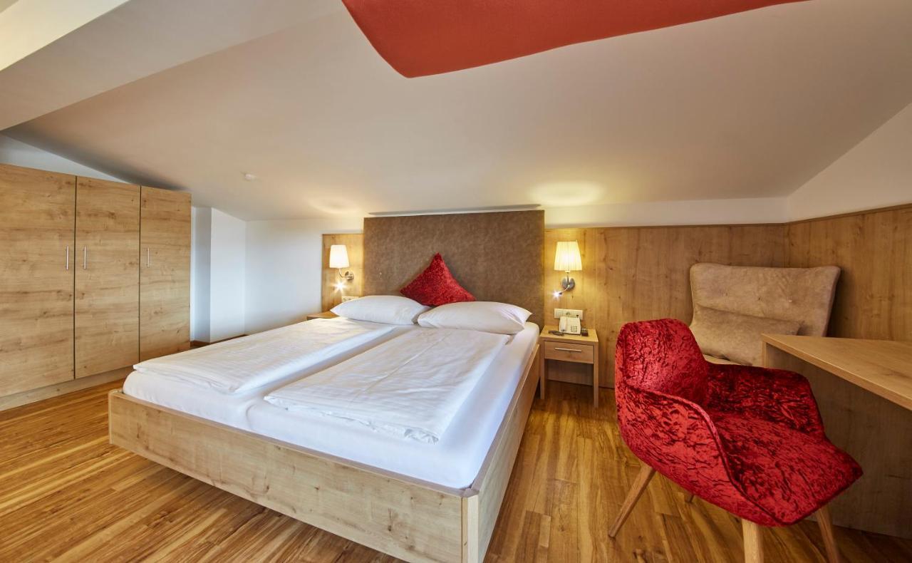 Johanneshof - Dein Mountain Wohlfuehlhotel Saalbach-Hinterglemm Exteriör bild