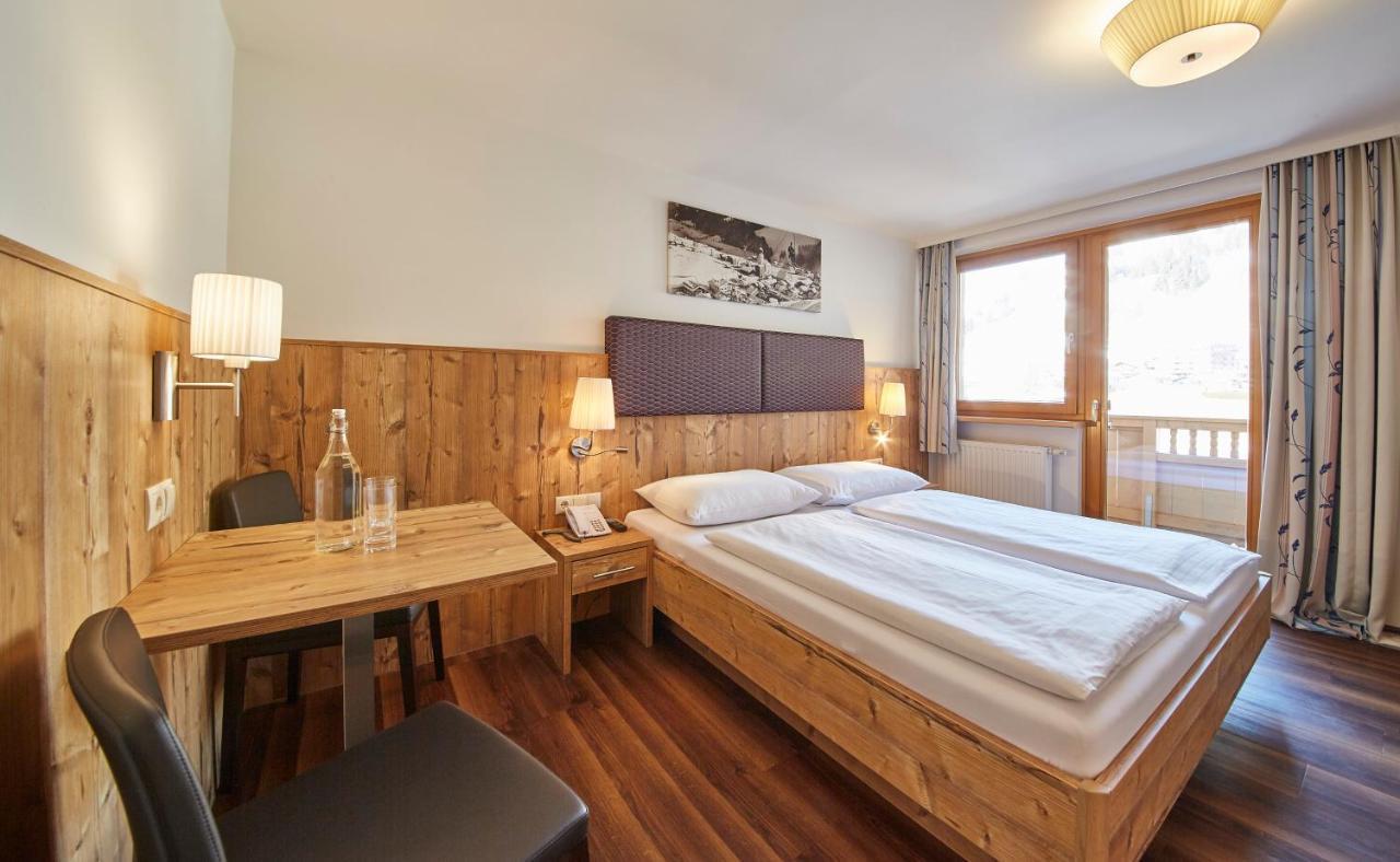 Johanneshof - Dein Mountain Wohlfuehlhotel Saalbach-Hinterglemm Exteriör bild