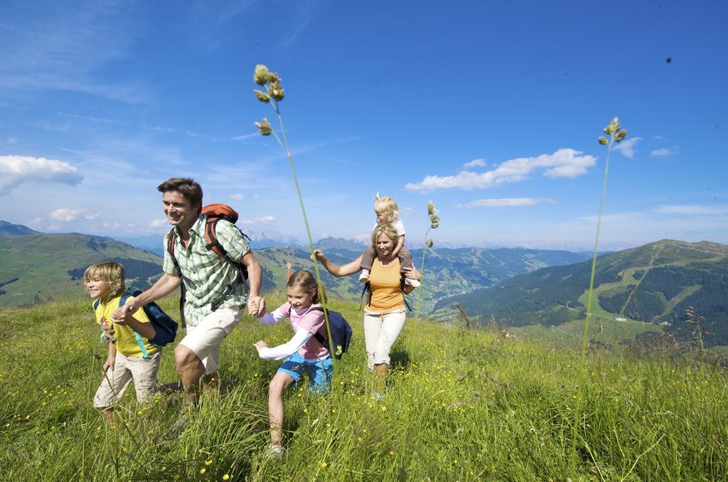 Johanneshof - Dein Mountain Wohlfuehlhotel Saalbach-Hinterglemm Exteriör bild