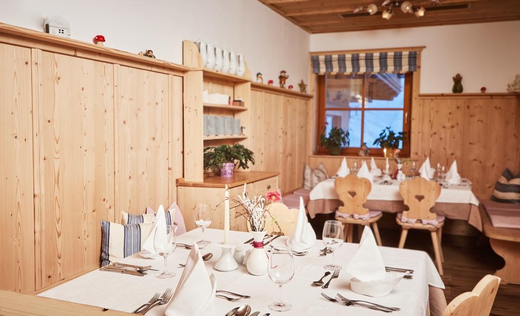 Johanneshof - Dein Mountain Wohlfuehlhotel Saalbach-Hinterglemm Exteriör bild